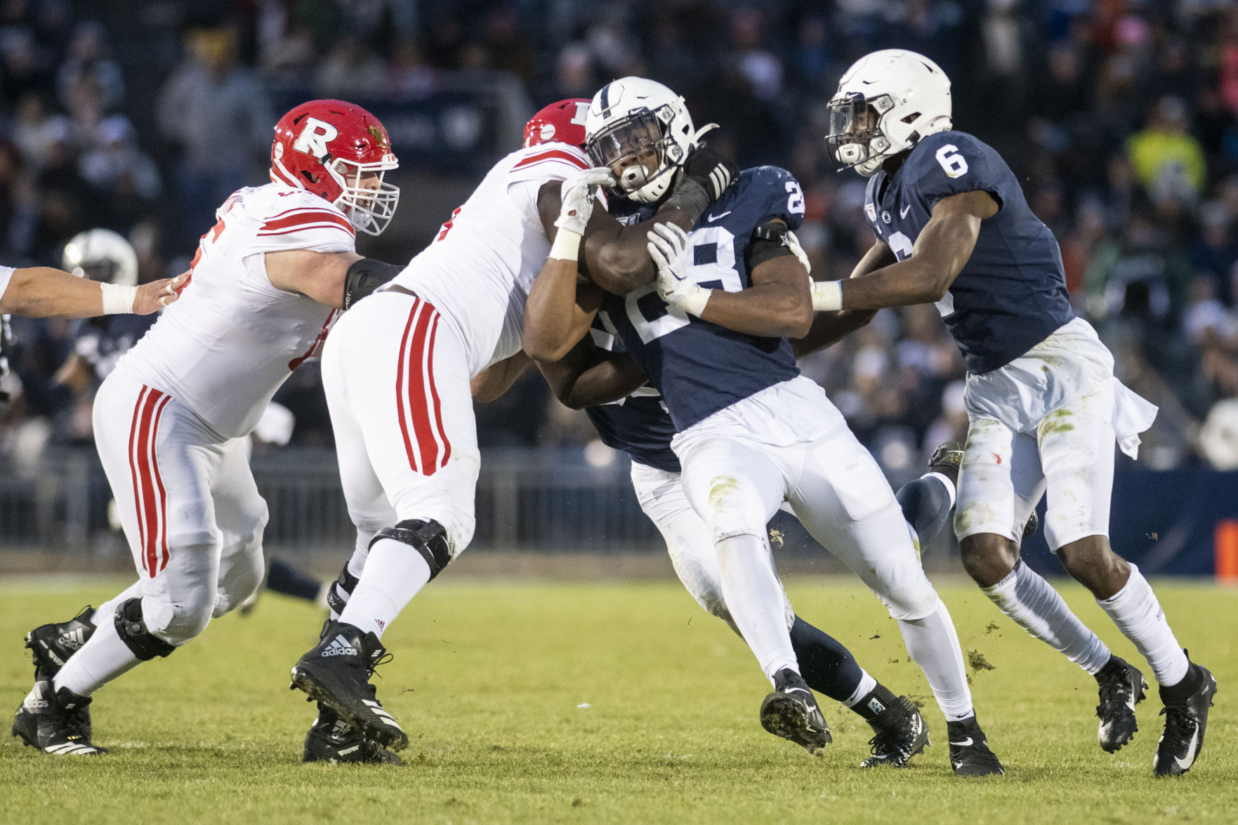 Football vs. Rutgers, Oweh (28) Gets Tackled